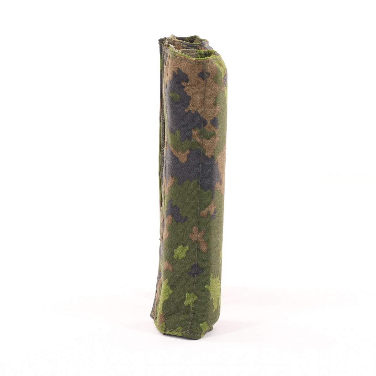 Hombrera universal portaplacas en camuflaje finlandés M05