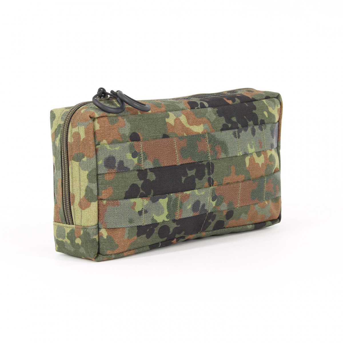 Horizontal multi-purpose pouch in camouflage