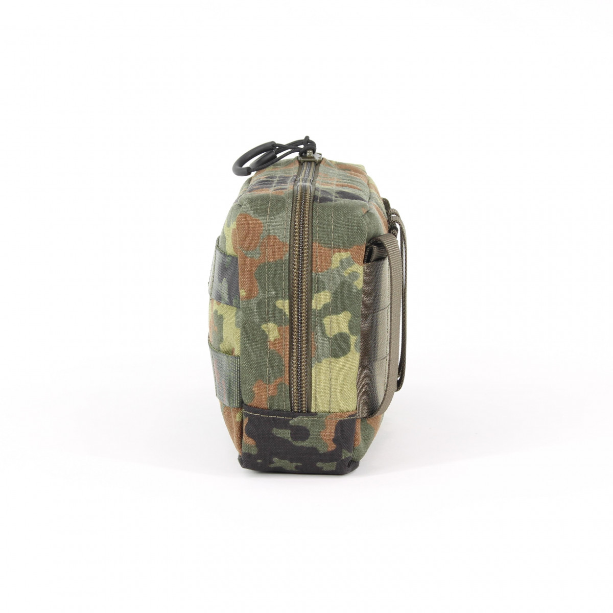 Horizontal multi-purpose pouch in camouflage