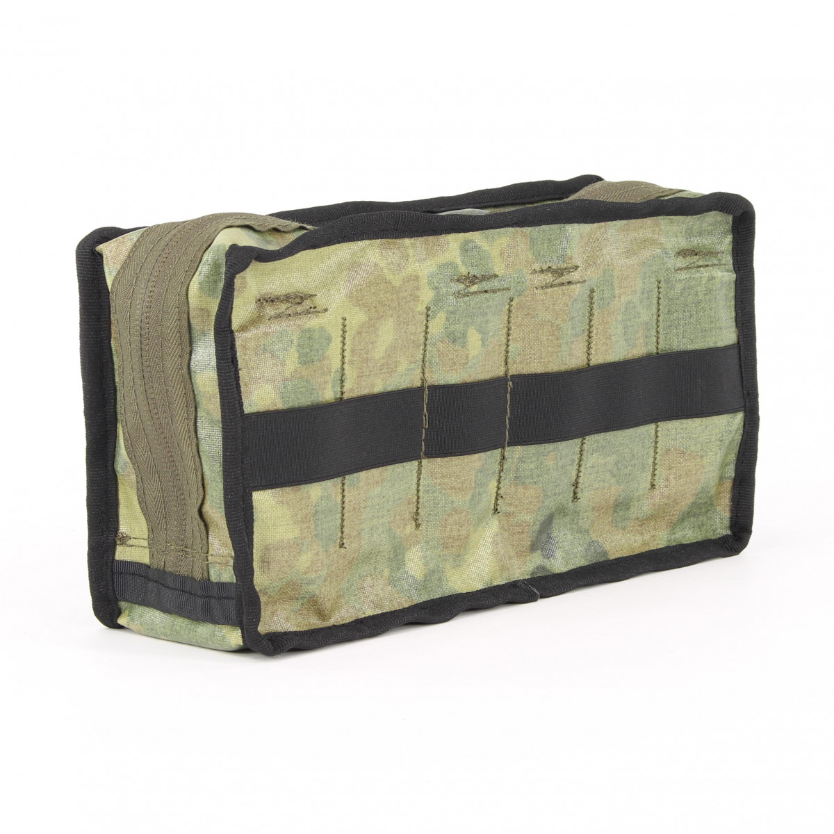 Horizontal multi-purpose pouch in camouflage