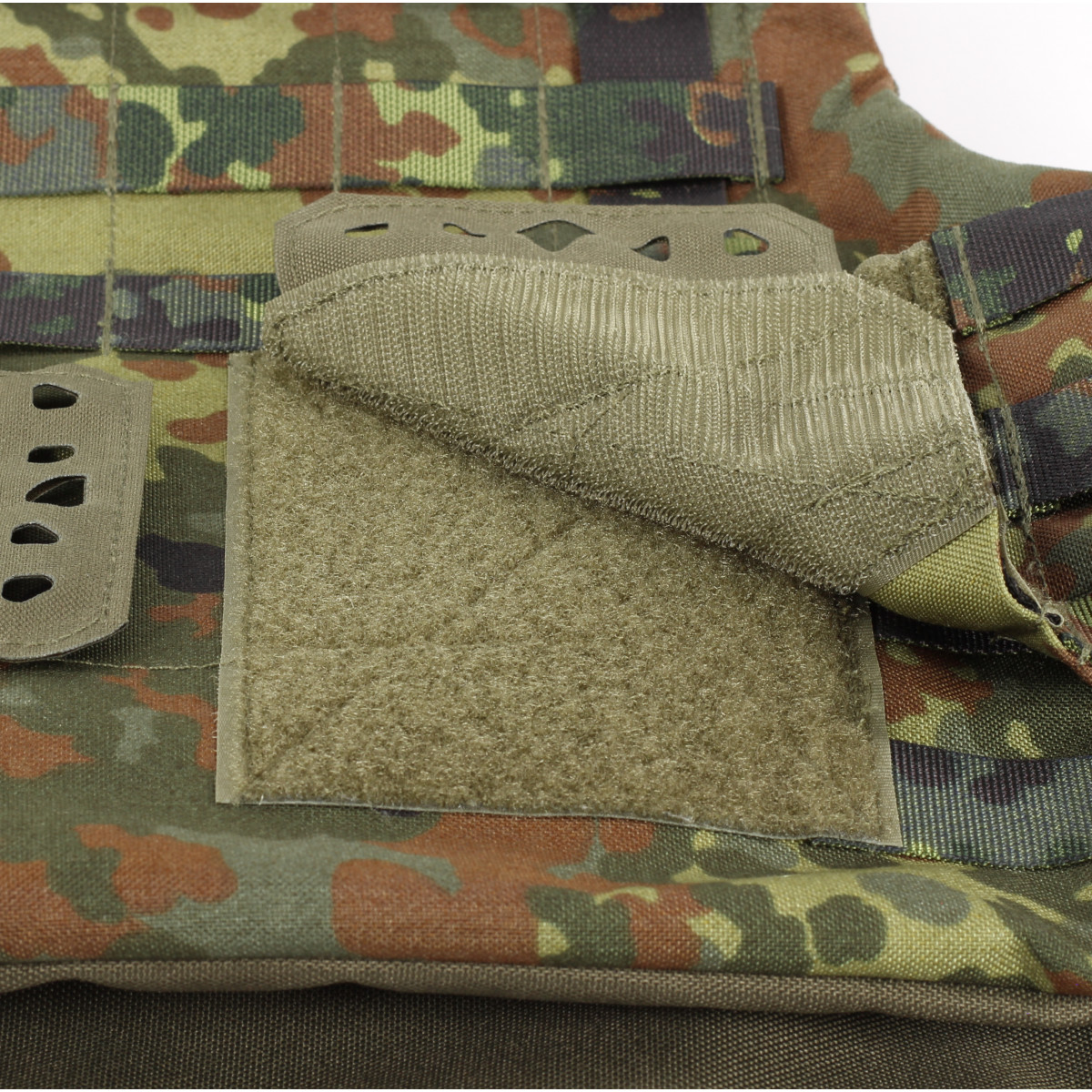 Thor protective vest (cover) in camouflage